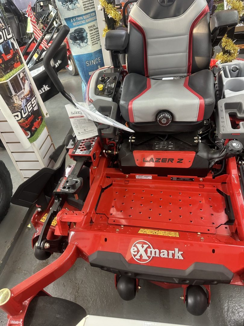 eXmark 60″ Lazer Z X-Series Zero Turn Mower – LRX980EKC606Q1