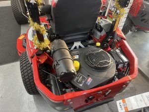eXmark 60″ Lazer Z X-Series Zero Turn Mower – LRX980EKC606Q1